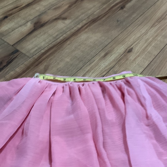 Gap kids pink frilly skirt (s 6-7) - Picture 3 of 5